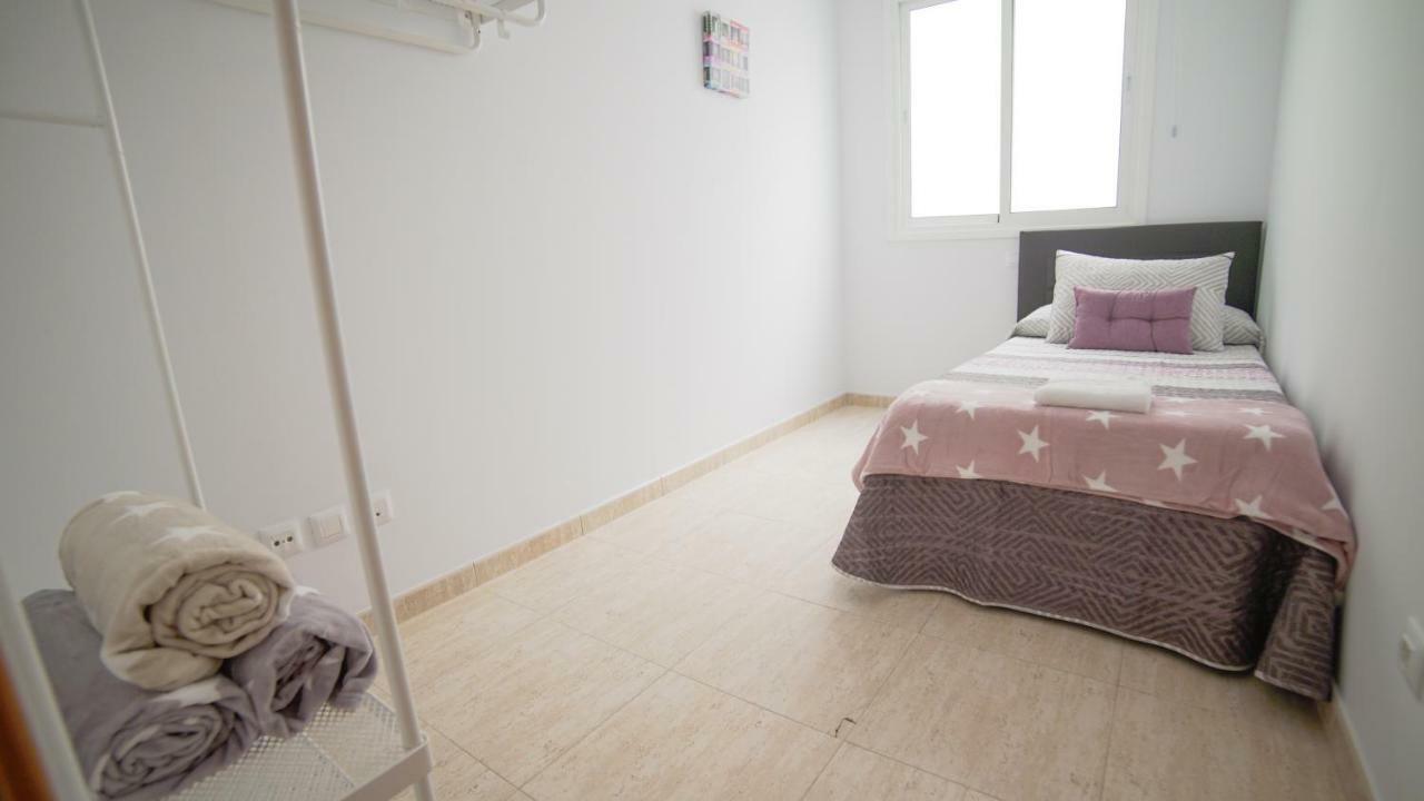 AR Home - New Lovely 3 bedroom apartment in Telde Buitenkant foto