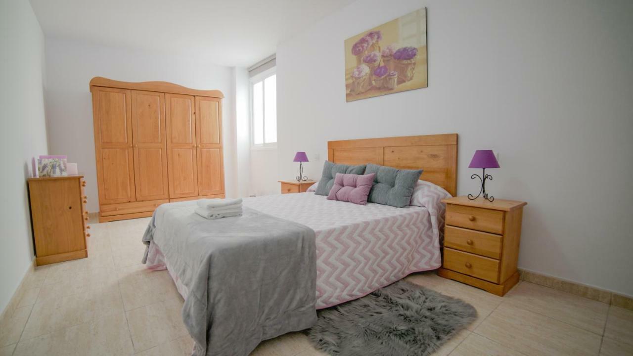 AR Home - New Lovely 3 bedroom apartment in Telde Buitenkant foto