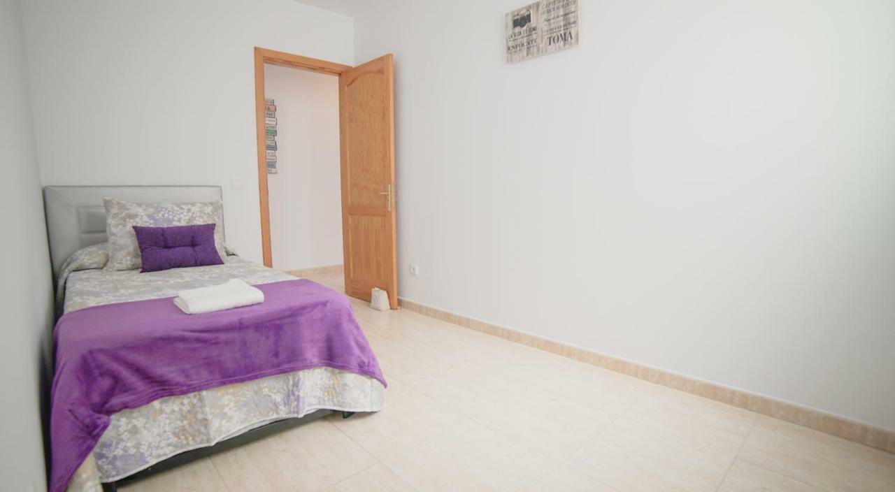 AR Home - New Lovely 3 bedroom apartment in Telde Buitenkant foto