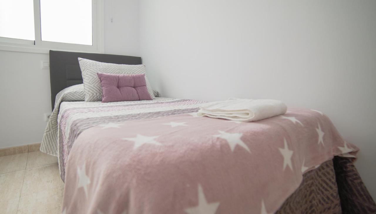 AR Home - New Lovely 3 bedroom apartment in Telde Buitenkant foto